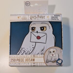 Harry Potter Hedwig Shaped Jigsaw Puzzle 250 Piece in Collectible Embossed Tin